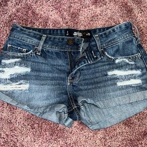 Hollister short short, low rise jean shorts
